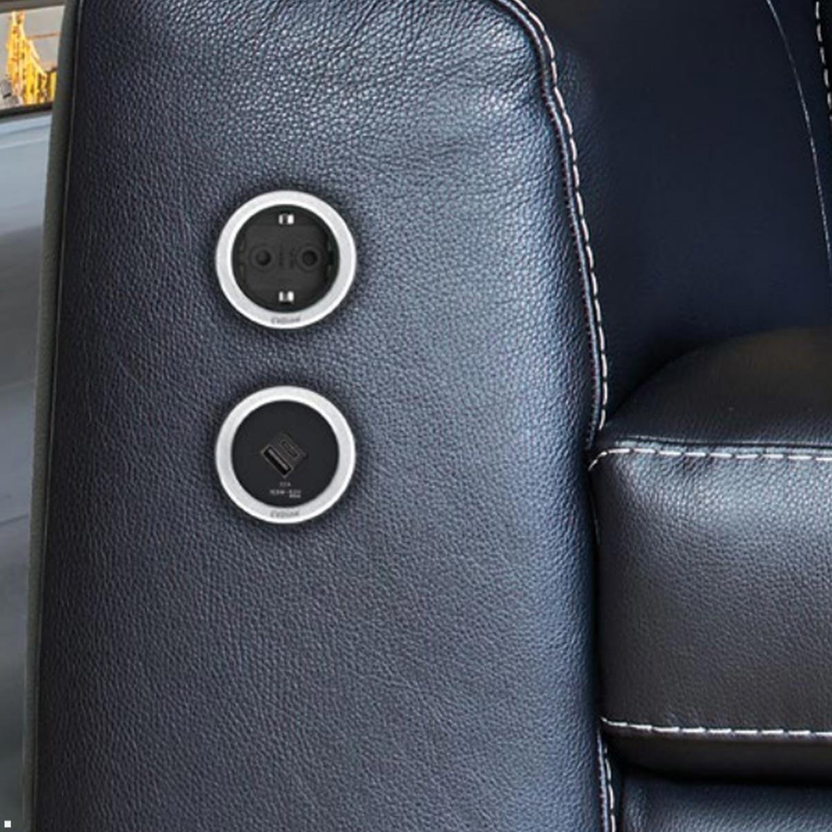 EVOline One mit USB-Charger, Anwendungsbeispiel Möbeleinbau EVOline One mit USB-Charger, Anwendungsbeispiel Möbeleinbau