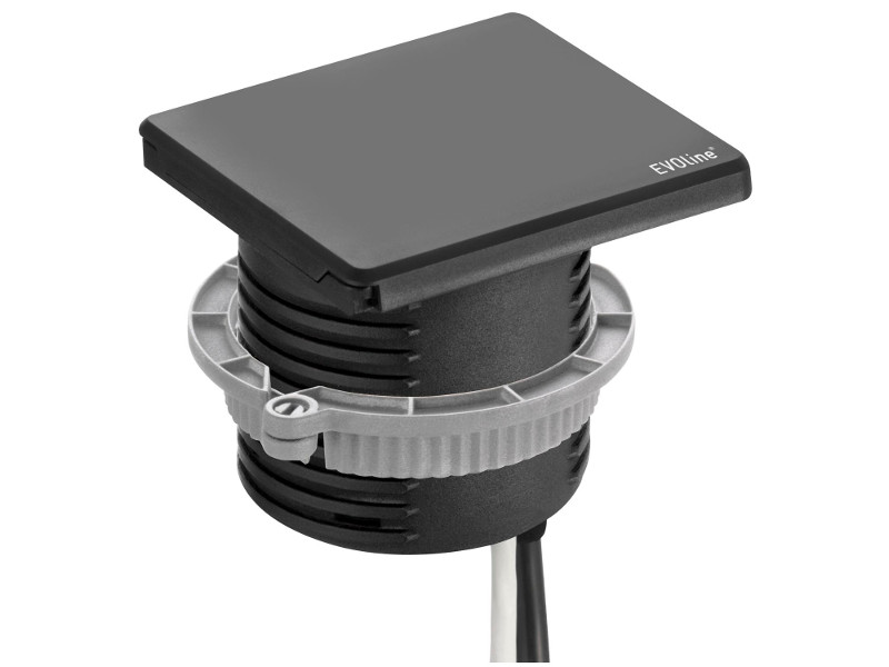 EVOline Square80 1x Schuko mit USB Einbautiefe EVOline Square80 1x Schuko mit USB Einbautiefe