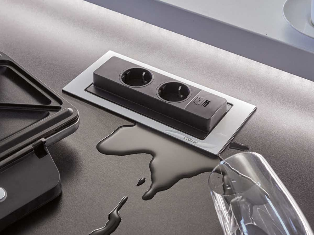 EVOLine BackFlip 2-fach Steckdose Küche mit USB-Charger